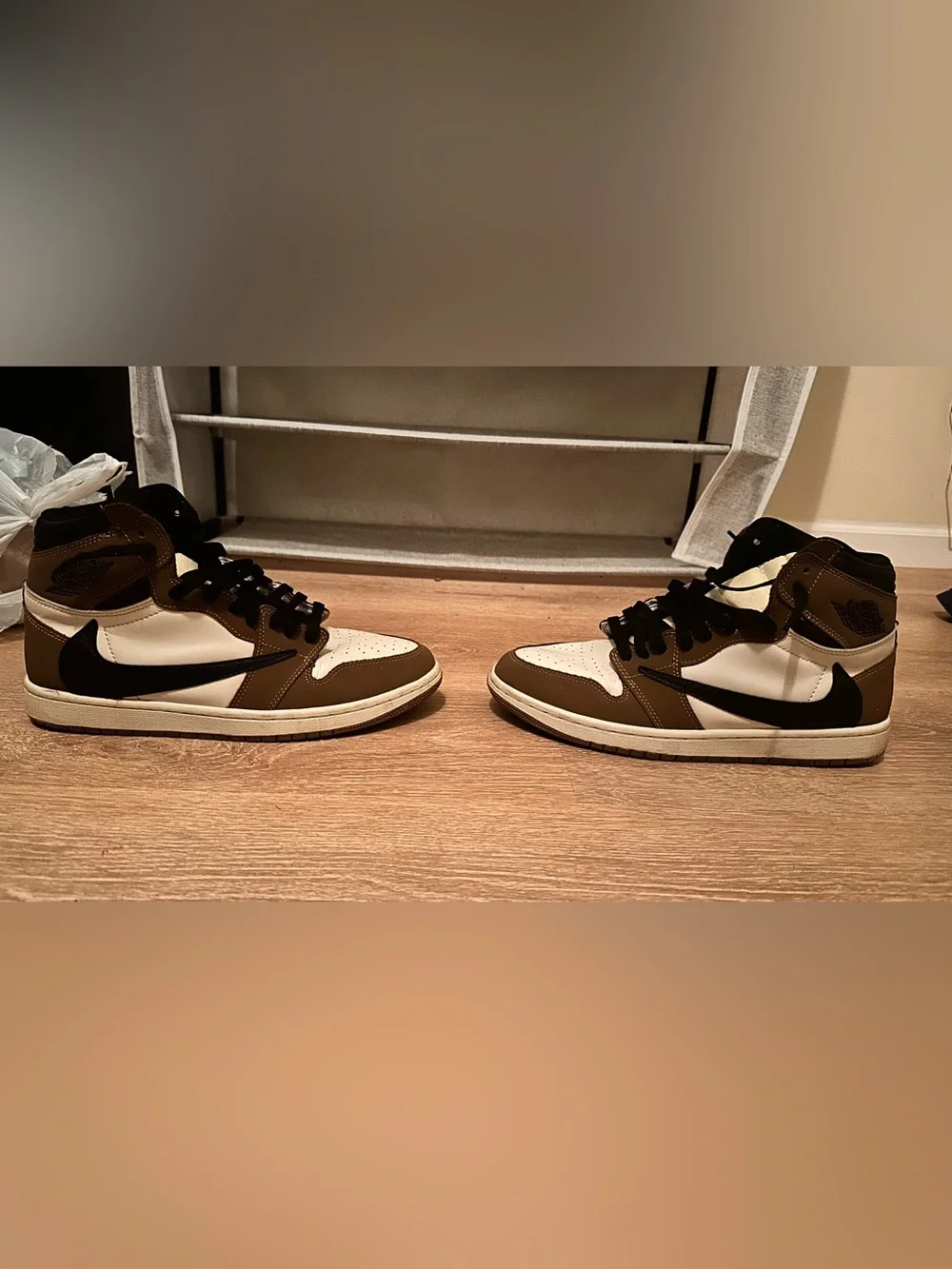 Jordan 1 High SP - Travis Scott Mocha 2019